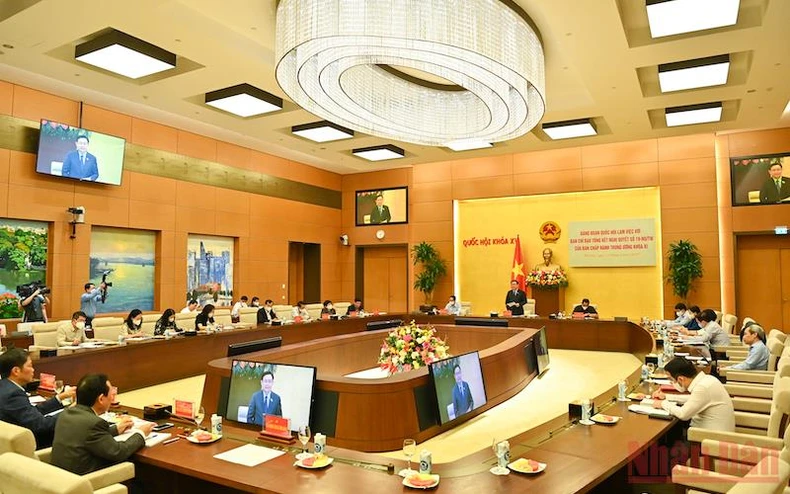 Chủ trương mới của Đảng về đất đai phải được cụ thể hoá bằng pháp luật -0