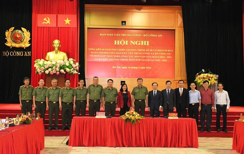 Bộ Công an và Ban Dân vận Trung ương ký kết Chương trình phối hợp công tác dân vận giai đoạn 2022-2026 -0