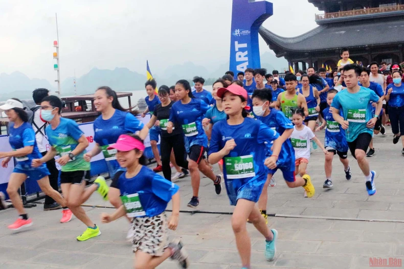 Giải Marathon Vì an toàn giao thông lần thứ nhất năm 2022 -0