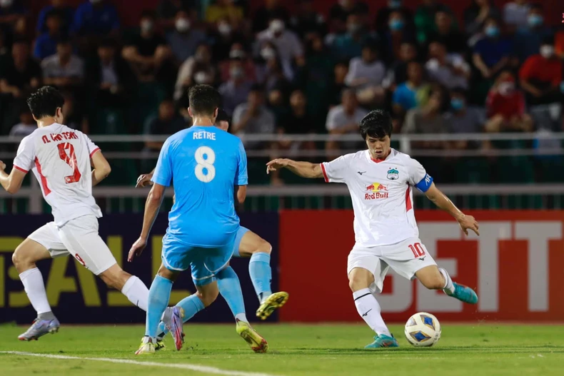 Hoàng Anh Gia Lai hòa đáng tiếc trước Sydney FC -0