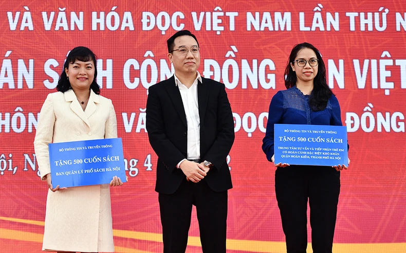 Phát động Phong trào Đọc sách trong cộng đồng -0