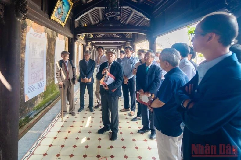 Triển lãm bản Kiều chép tay của Hoàng gia triều Nguyễn tại Đại nội Huế -0