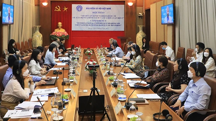   Hội thảo giữa Bảo hiểm xã hội Việt Nam và WHO. (Ảnh: VSS) 