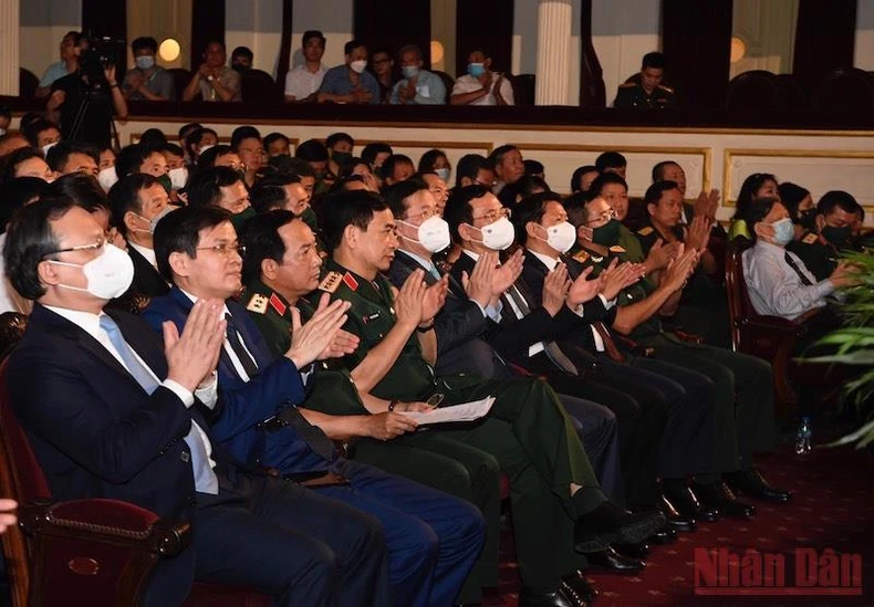 Trao giải Cuộc thi viết “Bảo vệ nền tảng tư tưởng của Đảng trong tình hình mới” -0