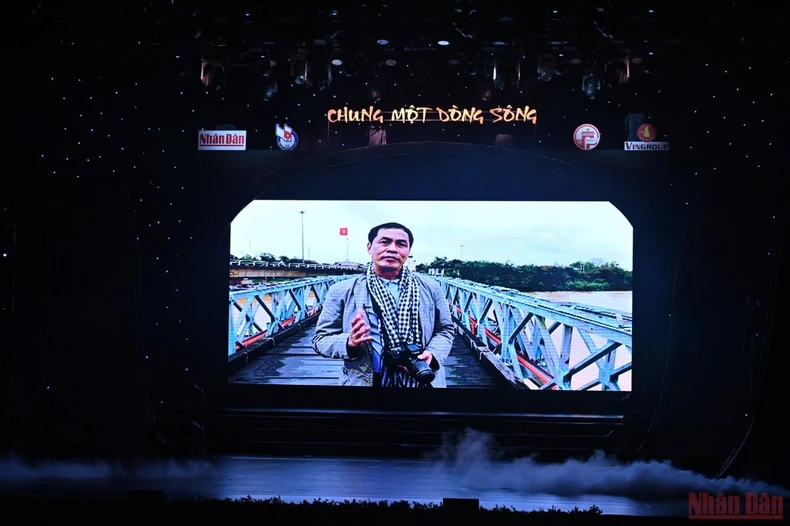 Chương trình nghệ thuật đặc biệt “Chung một dòng sông” -0