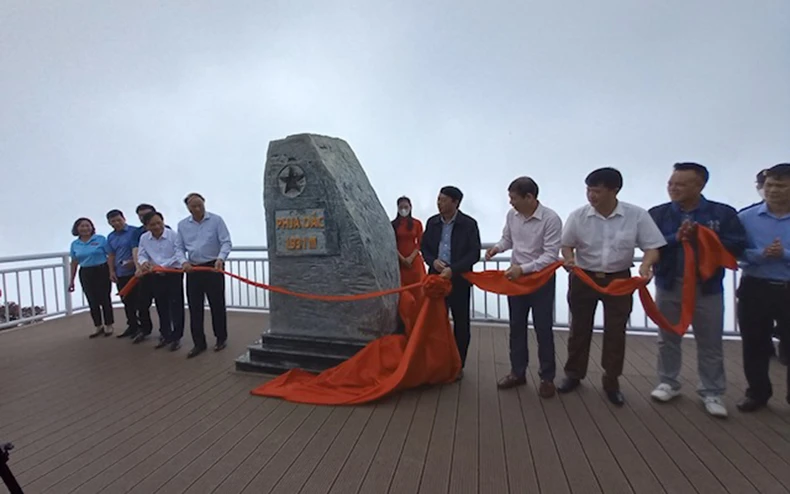Khánh thành điểm ngắm cảnh trên đỉnh Phja Oắc và điểm du lịch cộng đồng Hoài Khao -0