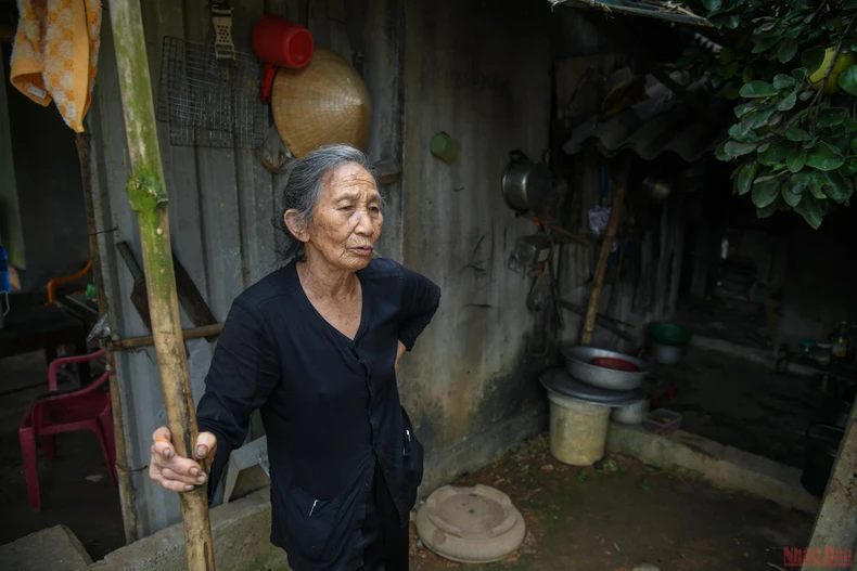 Chung một dòng sông: Những mối tình đôi bờ vĩ tuyến -0