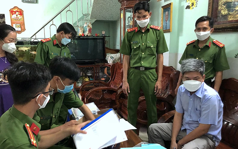 Hai cựu lãnh đạo Ban Quản lý dự án Đông Bắc ở Cà Mau bị bắt -0