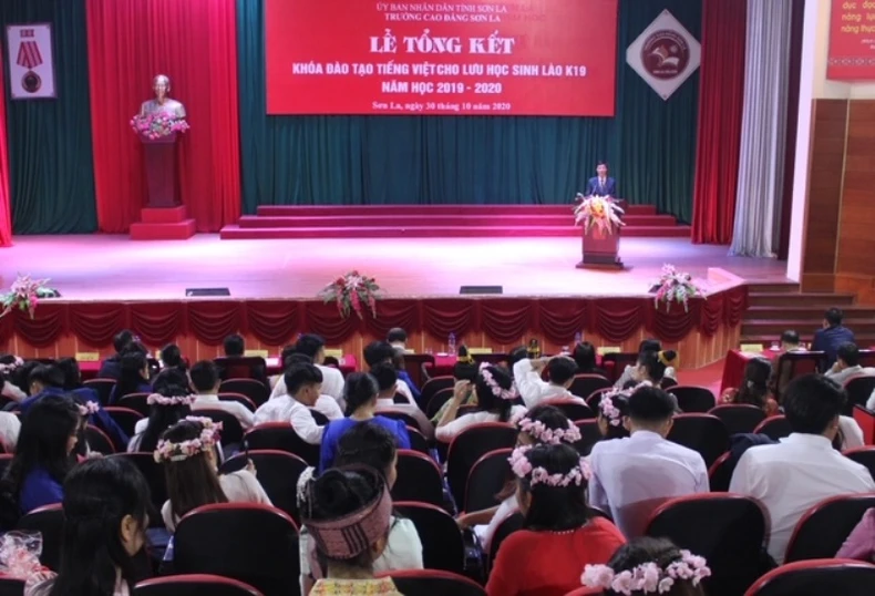 Tăng cường hợp tác đào tạo nguồn nhân lực cho các tỉnh Bắc Lào -0