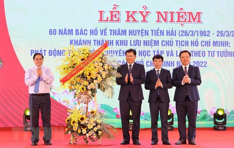 Thủ tướng dự Lễ kỷ niệm 60 năm Bác Hồ về thăm huyện Tiền Hải -7