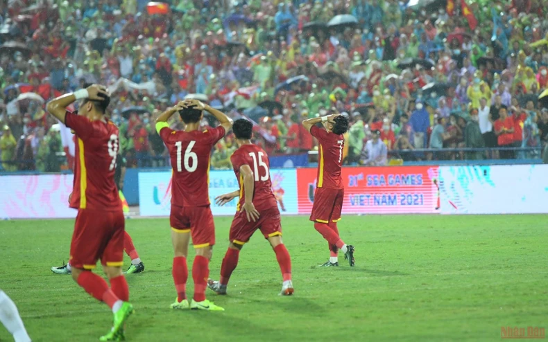 Những pha bóng đáng chú ý trong trận U23 Việt Nam - U23 Philippines -0