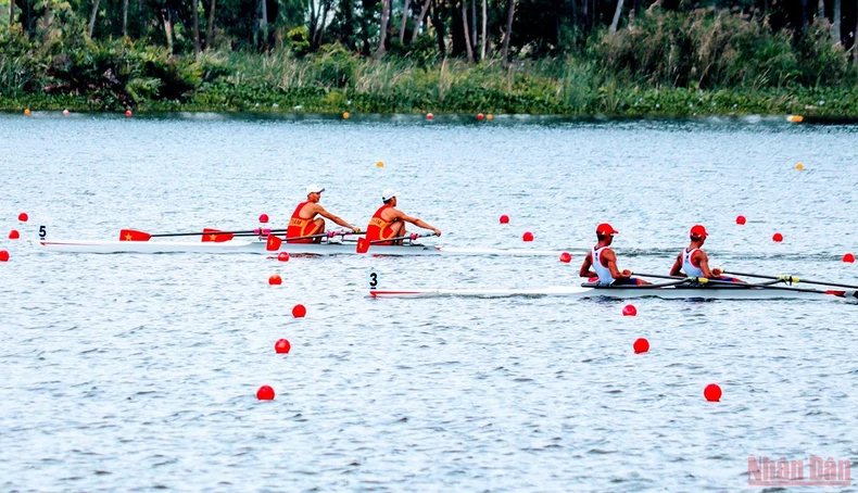Khởi tranh môn Đua thuyền Rowing tại SEA Games 31 -0