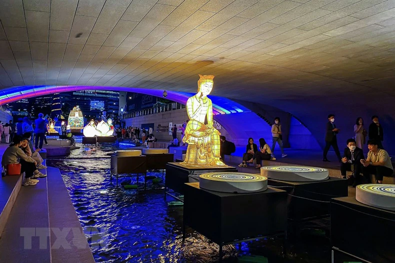 Triển lãm đèn lồng truyền thống Seoul mừng Đại lễ Phật đản -0