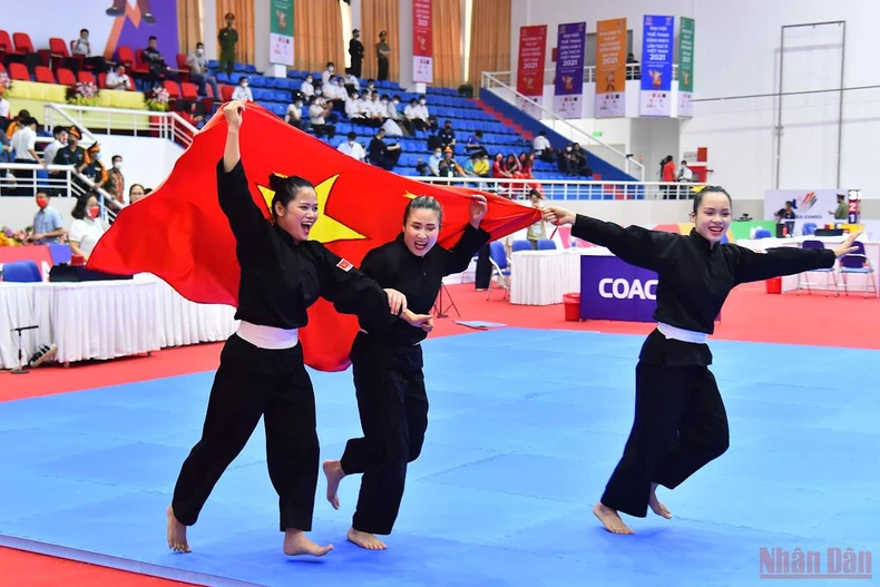 Bài biểu diễn mang về tấm huy chương Vàng đầu tiên cho Pencak Silat Việt Nam tại SEA Games 31 -7