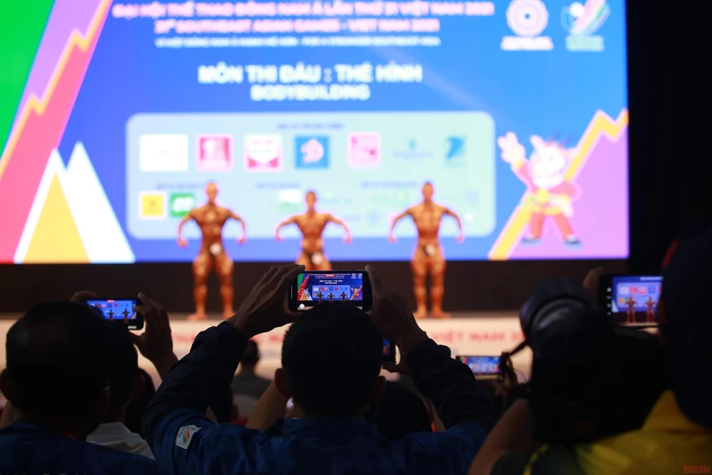 Đằng sau tấm Huy chương vàng thể hình của Đặng Thanh Tùng -0