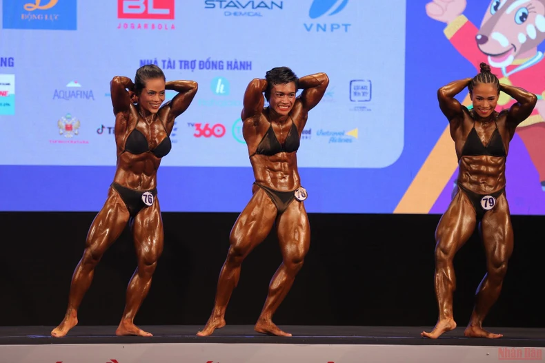 Ngắm cơ bắp như tạc tượng của nữ lực sĩ vô địch SEA Games 31 -0
