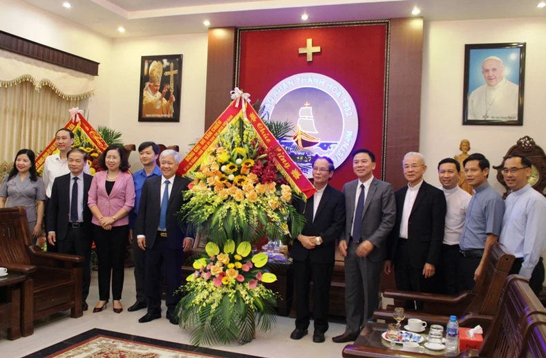 Đồng chí Đỗ Văn Chiến thăm, làm việc tại Thanh Hóa -0