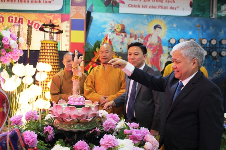 Đồng chí Đỗ Văn Chiến thăm, làm việc tại Thanh Hóa -0