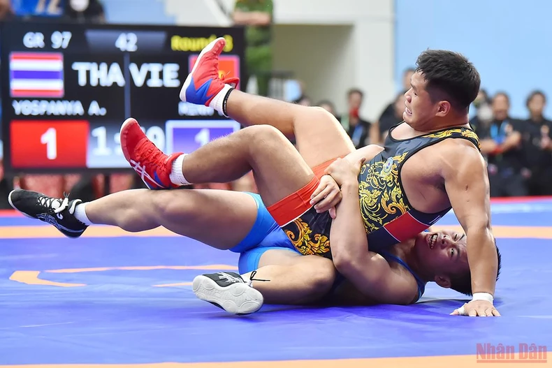 Đội tuyển vật Việt Nam chiến thắng áp đảo tại SEA Games 31 -4