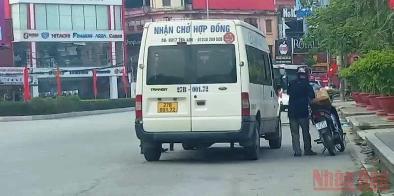 Điện Biên kiên quyết xử lý “xe dù”, “bến cóc” -0