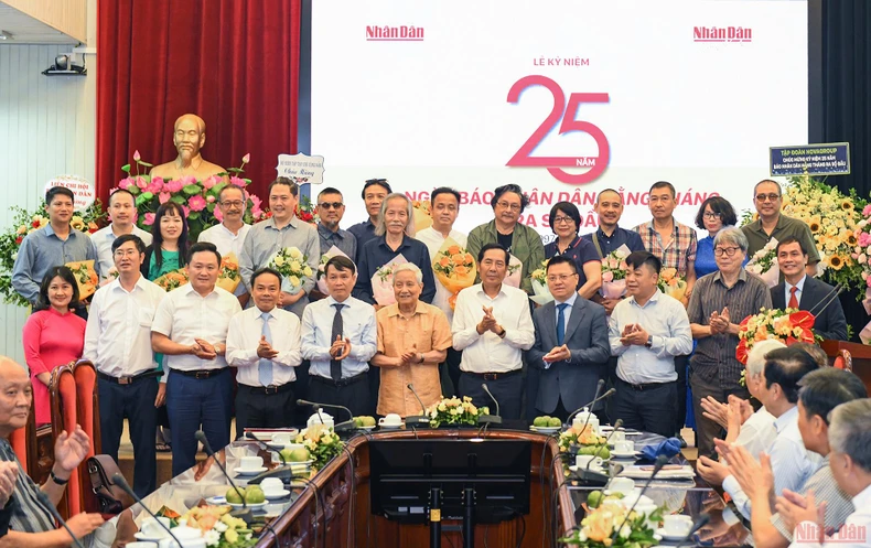 Nhân dân hàng tháng - 25 năm và hành trình của Đẹp -0