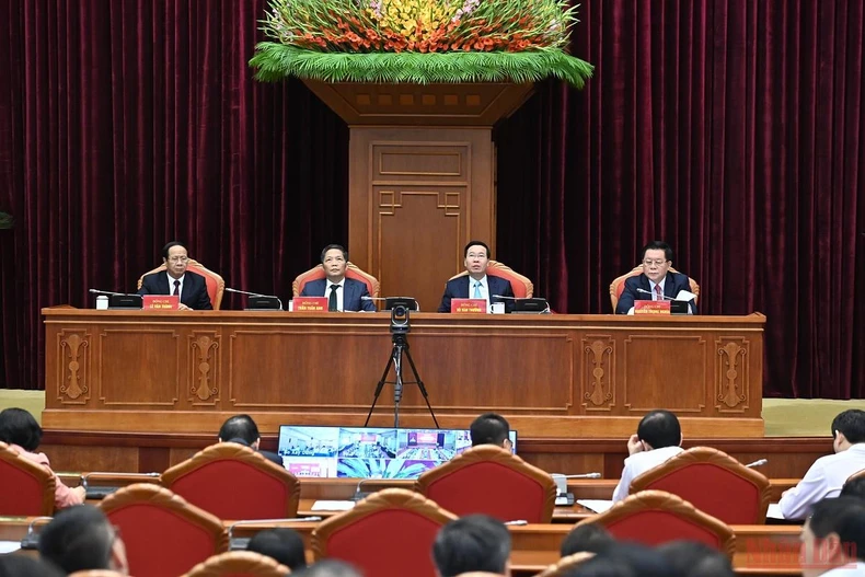 Hình ảnh Hội nghị quán triệt và triển khai thực hiện Nghị quyết của Bộ Chính trị -2