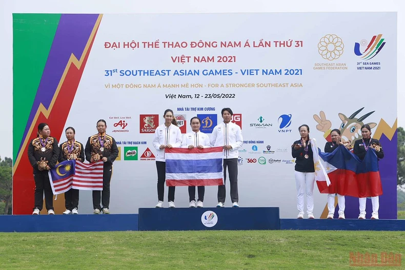 Thái Lan và Malaysia thống trị môn Golf -0