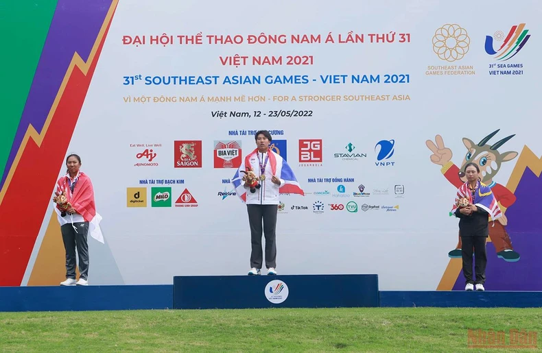 Thái Lan và Malaysia thống trị môn Golf -2