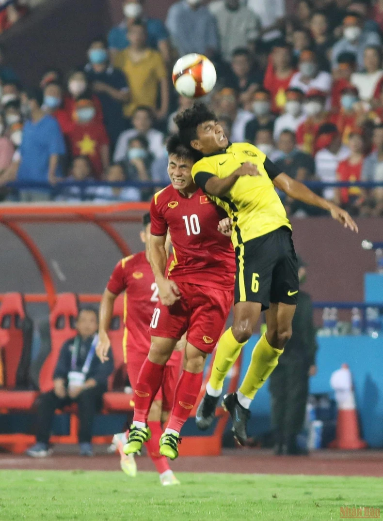 (Hiệp 1) U23 Việt Nam 0-0 U23 Malaysia: Tiến Linh suýt mở tỷ số -0