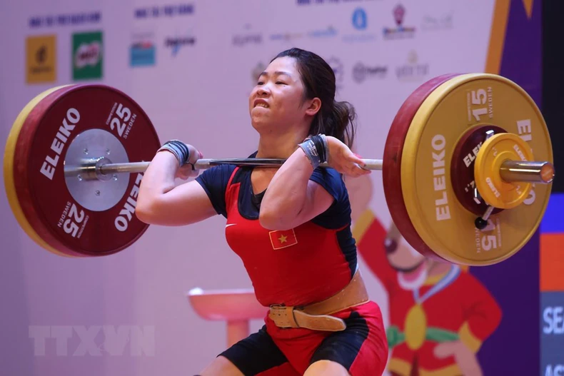 Cô gái dân tộc Giáy Hoàng Thị Duyên phá kỷ lục SEA Games -0