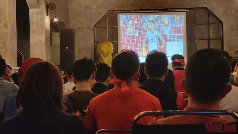 Vé “chợ đen” chung kết bóng đá nam SEA Games 31 “hạ nhiệt” trước giờ G -0