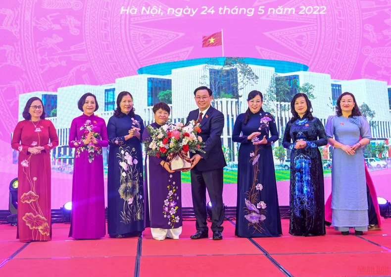 Nữ đại biểu Quốc hội đóng góp quan trọng nâng cao chất lượng, hiệu quả hoạt động của Quốc hội -0