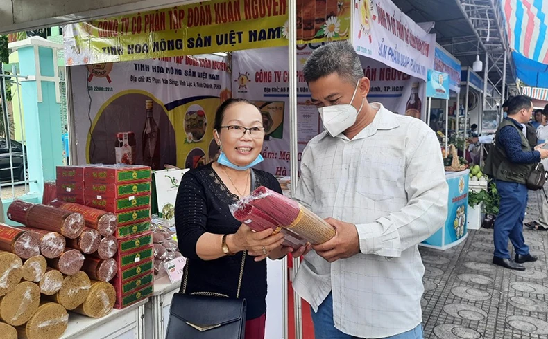 Khai mạc hội chợ, triển lãm sản phẩm nông nghiệp tiêu biểu Thành phố Hồ Chí Minh -0
