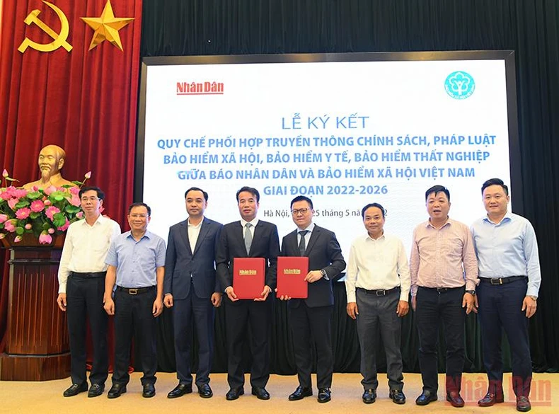 Báo Nhân Dân và Bảo hiểm xã hội Việt Nam ký kết phối hợp tuyên truyền giai đoạn 2022-2026 -0
