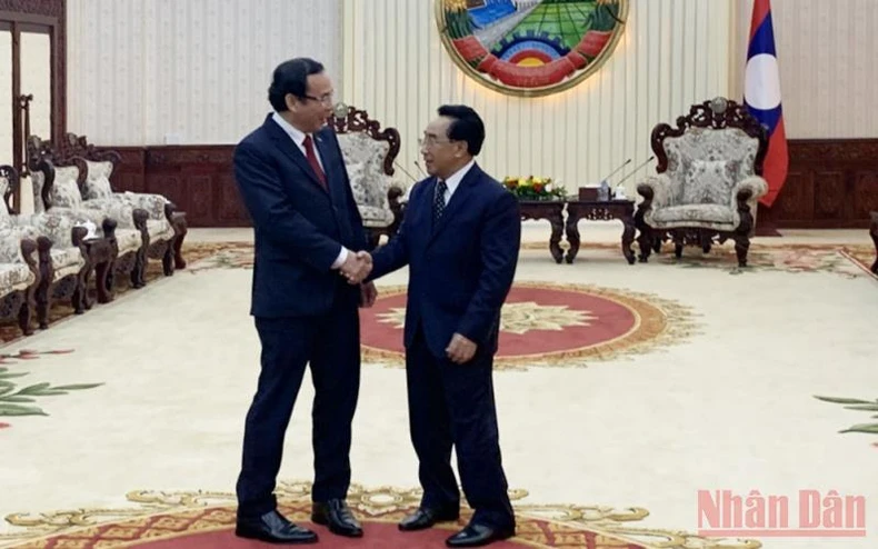 Đồng chí Nguyễn Văn Nên chào xã giao lãnh đạo cấp cao Đảng, Nhà nước Lào -0