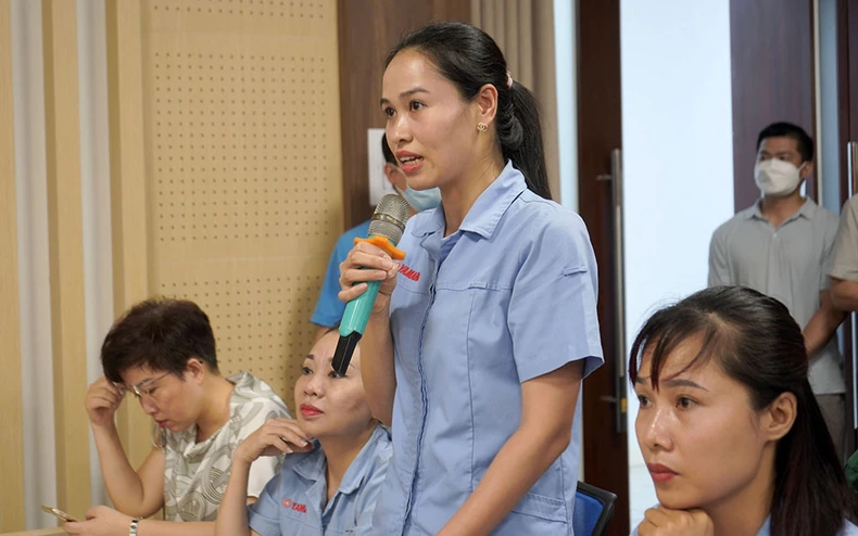 Lãnh đạo thành phố Hà Nội gặp gỡ, đối thoại với công nhân lao động -0