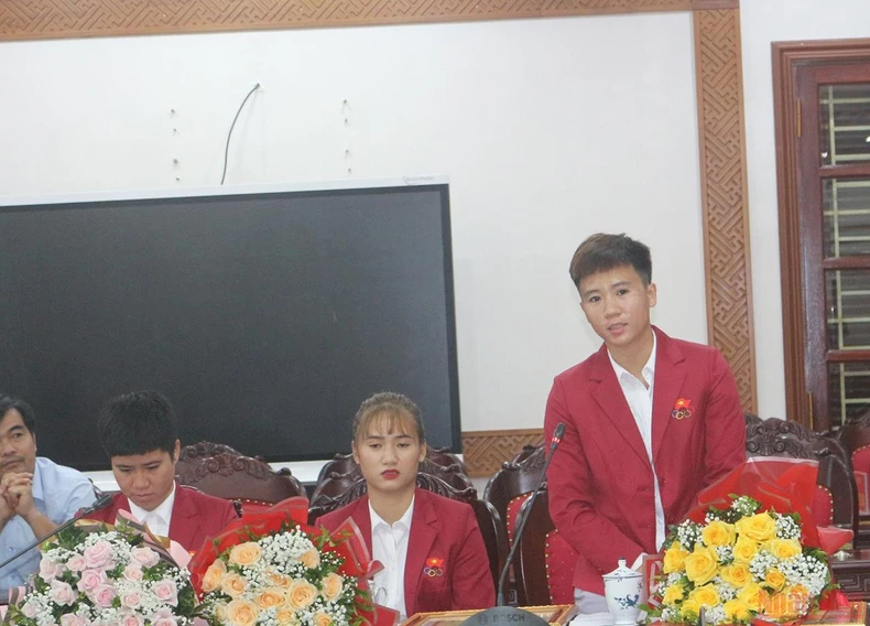 Hà Nam gặp mặt, tuyên dương các huấn luyện viên, vận động viên tham dự SEA Games 31 -0