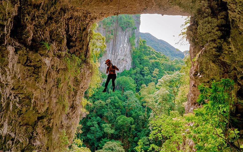 Du lịch mạo hiểm ở Phong Nha-Kẻ Bàng -0