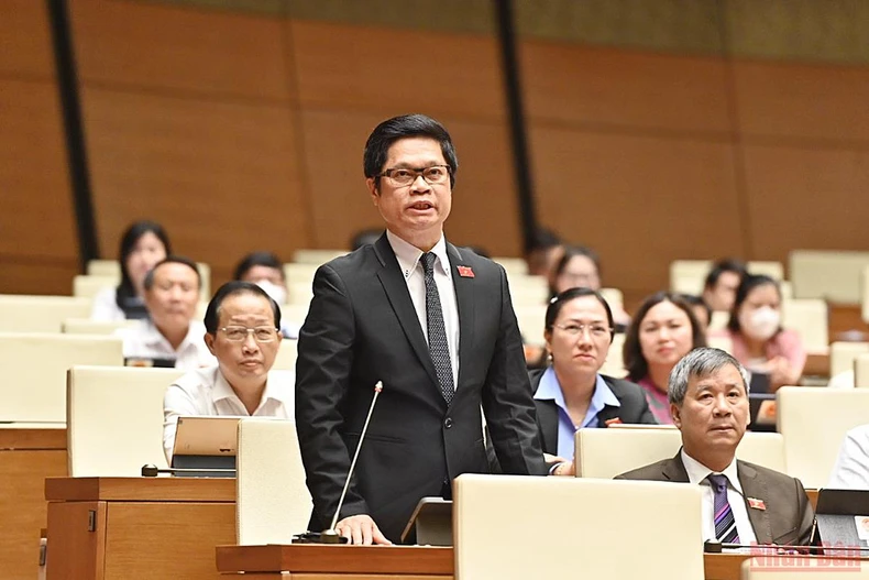 Quốc hội bước vào phiên chất vấn và trả lời chất vấn với nhiều câu hỏi, vấn đề được cử tri quan tâm -0