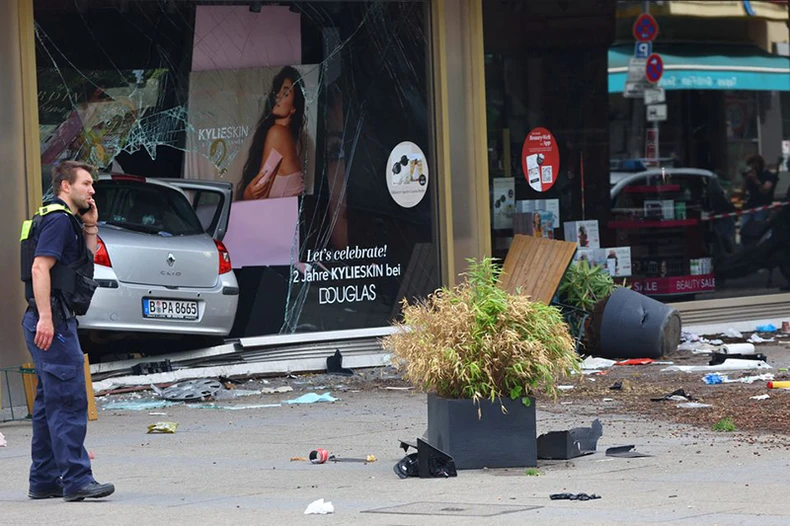 Berlin -0