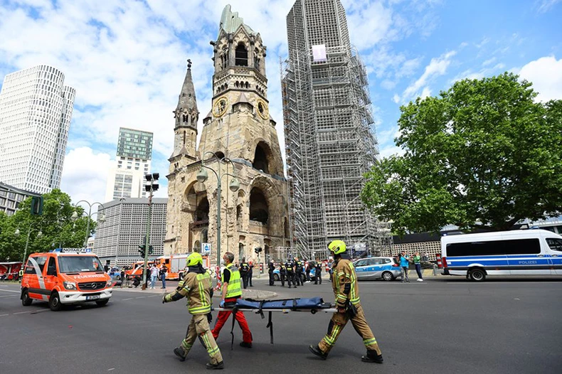 Berlin -0