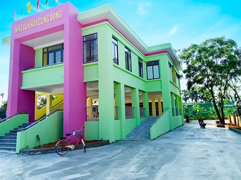 HDBank, Sovico trao tặng 3 nhà cộng đồng tránh lũ trị giá 6,1 tỷ đồng cho tỉnh Hà Tĩnh -0