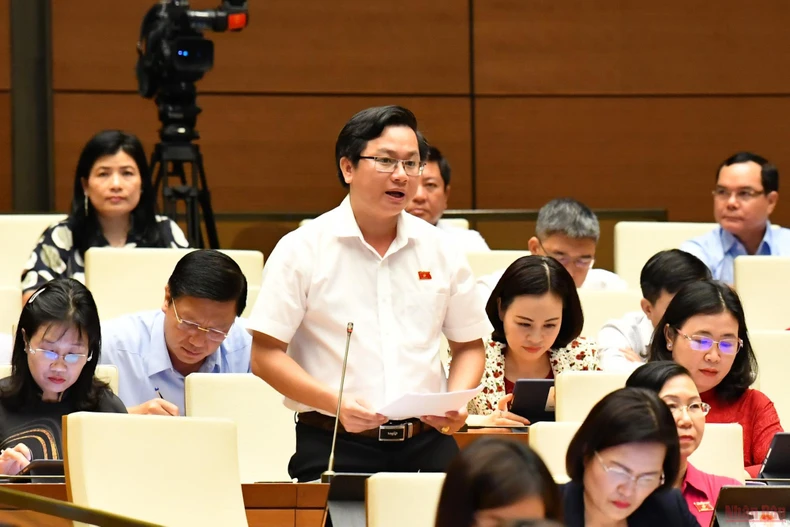 Quy định chế tài cụ thể bảo đảm dân giám sát, dân thụ hưởng -0