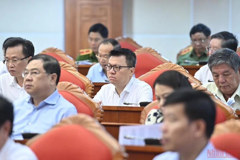 Hội nghị Bộ Chính trị về xây dựng lực lượng Công an nhân dân -1