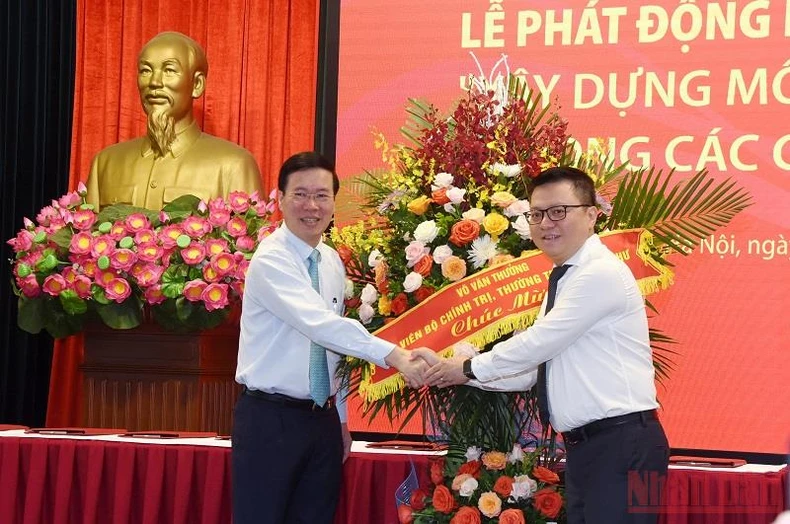 Phát động phong trào thi đua “Xây dựng môi trường văn hóa trong các cơ quan báo chí” -0