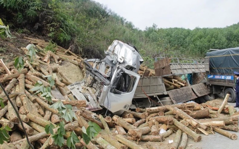 “Không có vùng cấm” trong xử lý hành vi chở hàng hóa quá khổ, quá tải -0