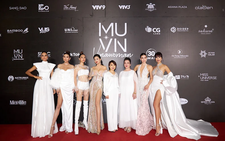 Ba Hoa hậu Hoàn vũ có mặt tại Việt Nam -0