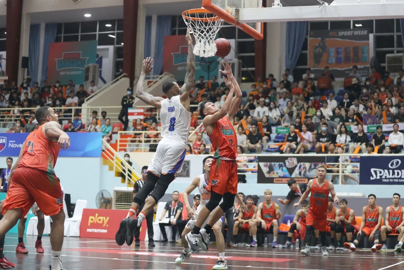 Hanoi Buffalos giành chiến thắng đầu tiên tại VBA 2022 -0