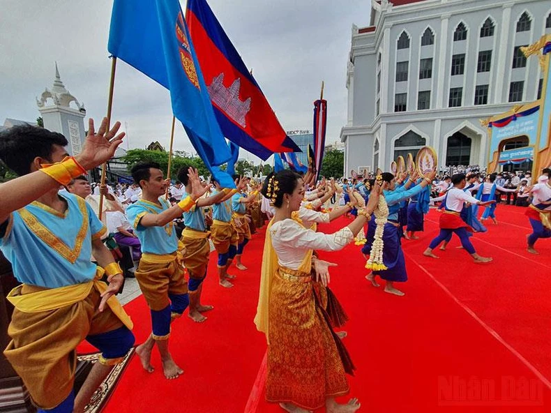 Đảng Nhân dân Campuchia kỷ niệm 71 năm thành lập -0