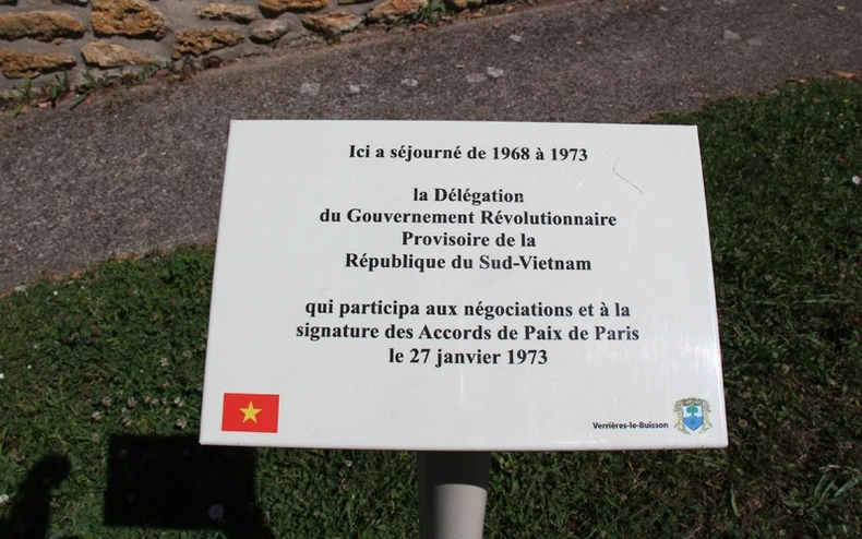 paris3-1656405649581.jpg